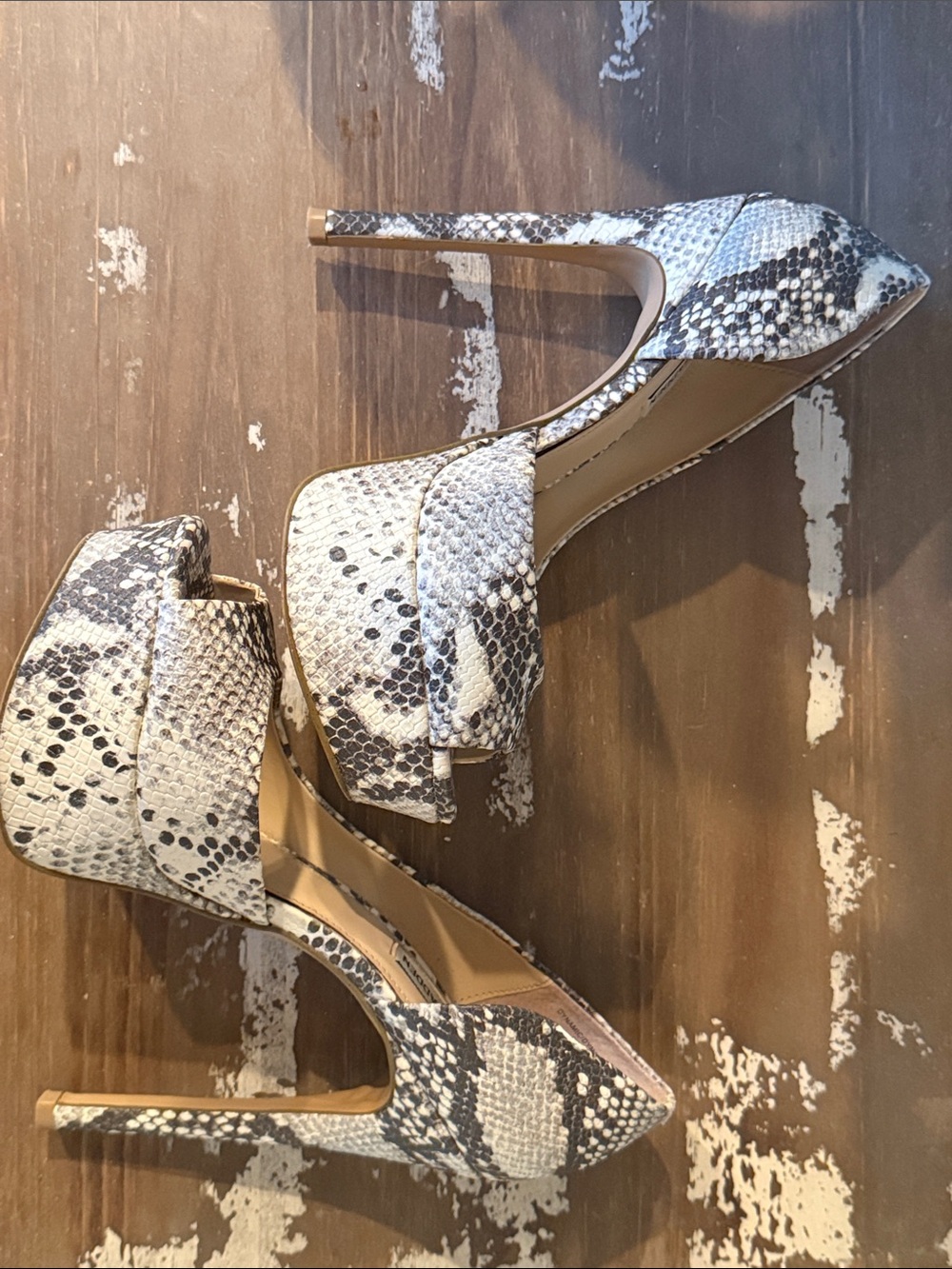 Steve Madden Dynamic Snakeskin Platform Peep Toe Heels 8.5 Y2K - Picture 8 of 10